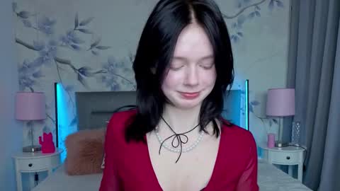 Leona online show from 03/03/26, 10:04