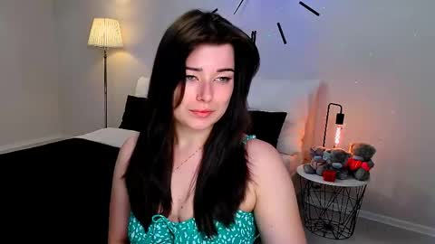 Snapshot of buckssbunny chatting on 05/25/26, 12:11 Ari online show from 05/25/26, 12:11