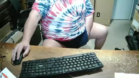 Snapshot of bucku2 chatting on 12/15/24, 03:20 Bucku2 online show from 12/15/24, 03:20