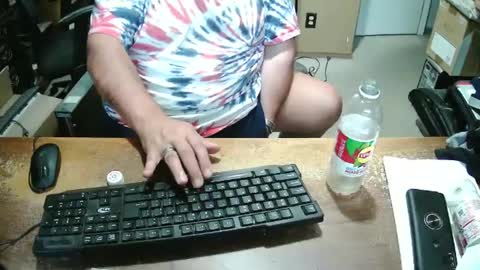 Snapshot of bucku2 chatting on 09/12/25, 08:20 Bucku2 online show from 09/12/25, 08:20