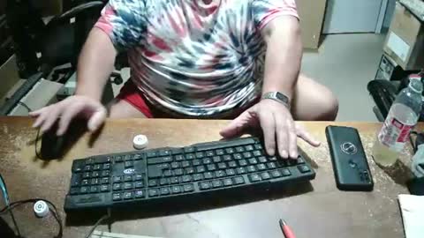 Snapshot of bucku2 chatting on 11/06/25, 10:32 Bucku2 online show from 11/06/25, 10:32