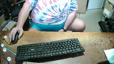 Bucku2 online show from 11/22/25, 07:57