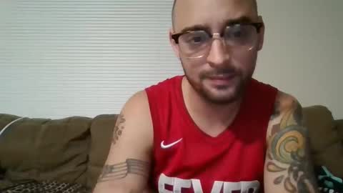 Snapshot of bud42o chatting on 11/13/25, 04:11 Bud42o online show from 11/13/25, 04:11