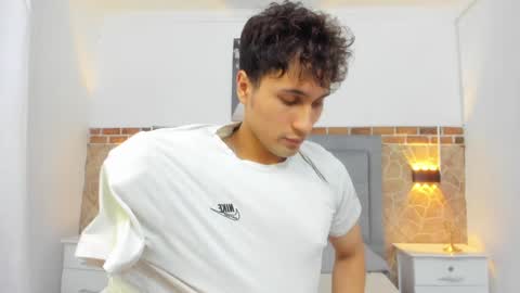 Buddy Whitte online show from 02/02/25, 05:26