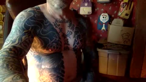 Snapshot of buddylee1969 chatting on 11/04/25, 09:25 buddy lee online show from 11/04/25, 09:25