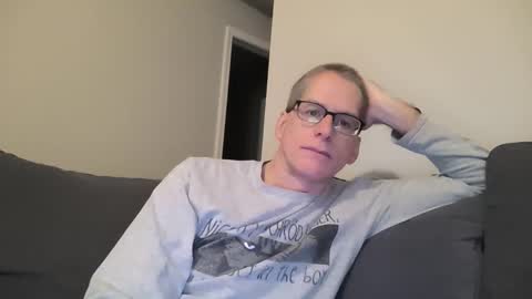 Snapshot of budman004 chatting on 11/09/25, 10:19 budman004 online show from 11/09/25, 10:19