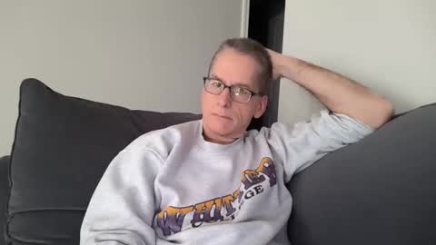 budman004 online show from 11/28/25, 02:42