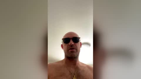 Buffnico2026 online show from 04/19/26, 11:29