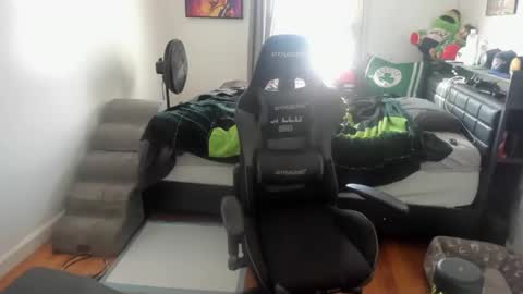 buffsexyman24 online show from 02/05/26, 03:16