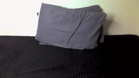 Snapshot of buffy_gall chatting on 11/21/25, 12:15 Baby buffy online show from 11/21/25, 12:15