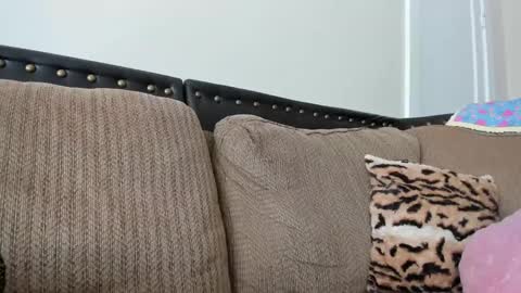 Buffy online show from 02/08/25, 07:38