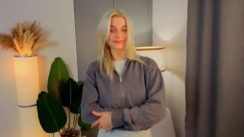 Snapshot of buffycabler chatting on 11/19/25, 08:42 buffycabler online show from 11/19/25, 08:42