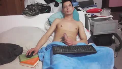 Snapshot of bufu21 chatting on 01/27/25, 04:52 bufu21 online show from 01/27/25, 04:52