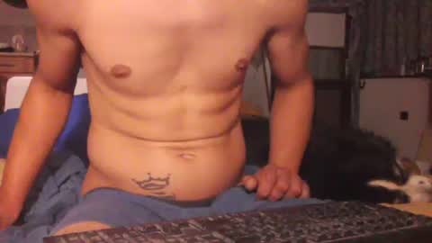 Snapshot of bufu21 chatting on 10/16/25, 02:01 bufu21 online show from 10/16/25, 02:01