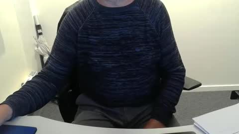 Snapshot of buggemann chatting on 09/18/25, 03:41 buggemann online show from 09/18/25, 03:41