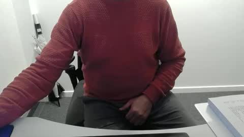 Snapshot of buggemann chatting on 10/02/25, 03:13 buggemann online show from 10/02/25, 03:13