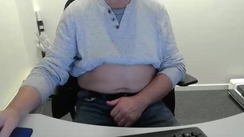 Snapshot of buggemann chatting on 10/06/25, 03:04 buggemann online show from 10/06/25, 03:04