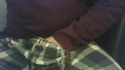 Snapshot of buggemann chatting on 10/12/25, 05:06 buggemann online show from 10/12/25, 05:06