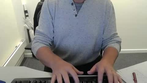 Snapshot of buggemann chatting on 10/20/25, 03:18 buggemann online show from 10/20/25, 03:18