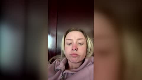 buggggy5 online show from 04/15/26, 06:26