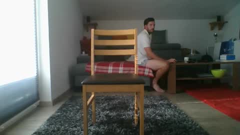 Snapshot of bukanies4 chatting on 11/10/25, 12:37 bukanies4 online show from 11/10/25, 12:37