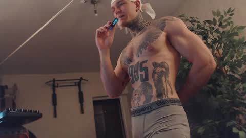 Snapshot of bulatov_x chatting on 02/05/25, 07:53 Dmitriy online show from 02/05/25, 07:53