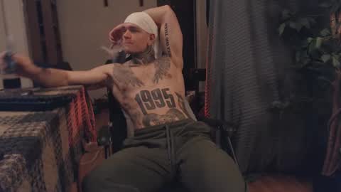 Snapshot of bulatov_x chatting on 02/13/25, 11:15 Dmitriy online show from 02/13/25, 11:15