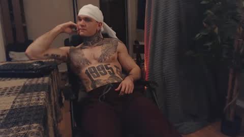 Snapshot of bulatov_x chatting on 03/01/25, 10:10 Dmitriy online show from 03/01/25, 10:10