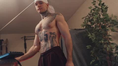 Snapshot of bulatov_x chatting on 03/04/25, 06:18 Dmitriy online show from 03/04/25, 06:18