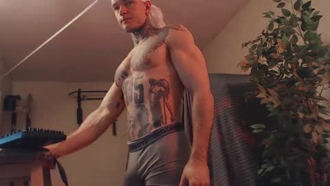 Snapshot of bulatov_x chatting on 03/11/25, 06:41 Dmitriy online show from 03/11/25, 06:41