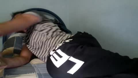 Snapshot of bullboy9292 chatting on 12/09/24, 03:11 Bullboy9292 online show from 12/09/24, 03:11