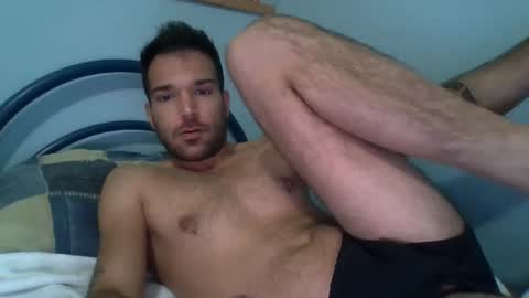 Snapshot of bullboy9292 chatting on 01/12/25, 11:07 Bullboy9292 online show from 01/12/25, 11:07