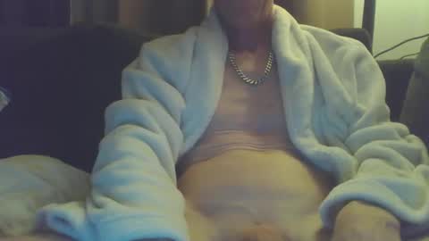 Snapshot of bundy2016 chatting on 01/14/26, 07:30 Dutch cock online show from 01/14/26, 07:30