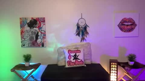 BUNNIE and THE DUDE TheLebowskis online show from 05/20/26, 09:37