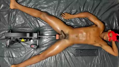     online show from 10/21/25, 12:44