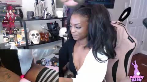 Snapshot of bunniikimi chatting on 09/16/25, 12:39 Bunnii Kimi online show from 09/16/25, 12:39