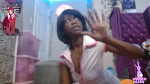 Snapshot of bunniikimi chatting on 10/10/25, 12:37 Bunnii Kimi online show from 10/10/25, 12:37