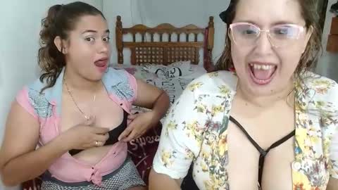 Snapshot of bunniosito chatting on 11/25/25, 02:00 bunniosito online show from 11/25/25, 02:00