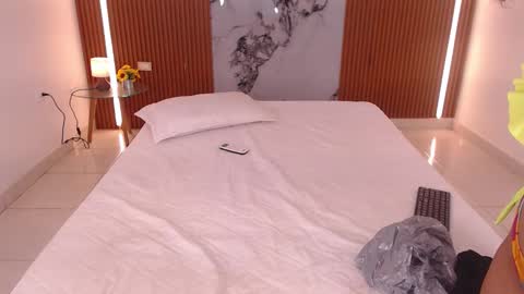 Snapshot of bunny_bao chatting on 02/28/26, 11:44 Rossi Hill online show from 02/28/26, 11:44