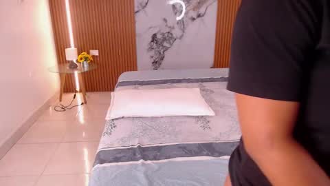 Rossi Hill online show from 03/17/26, 12:19