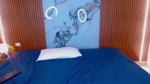 Rossi Hill online show from 04/17/26, 04:10