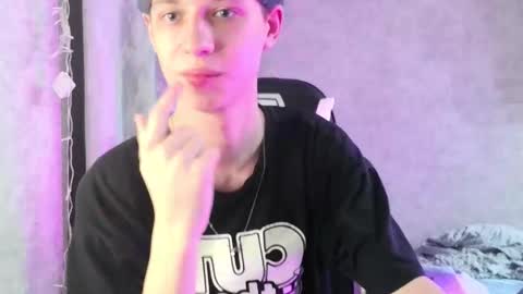 Snapshot of bunny_ben_ chatting on 02/02/26, 05:00 bunny ben online show from 02/02/26, 05:00