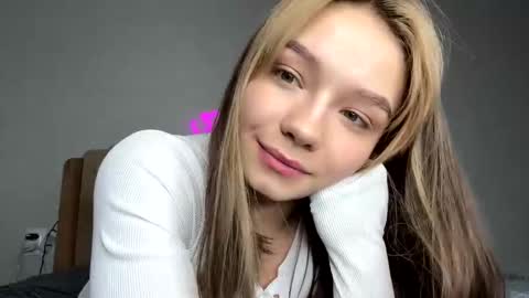 Snapshot of bunny_bonny chatting on 02/03/25, 09:18 Alice online show from 02/03/25, 09:18