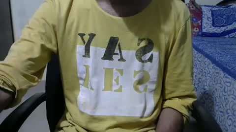 Snapshot of bunny_boy6969 chatting on 02/12/25, 02:10 Revo Hi dear everyone..Im on a break due to exams and studies and some functions in family..will back soon..stay tuned...Ty online show from 02/12/25, 02:10