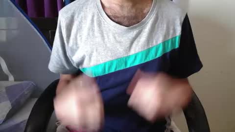 Snapshot of bunny_boy6969 chatting on 12/21/25, 05:47 Revo Hi dear everyone..Im on a break due to exams and studies and some functions in family..will back soon..stay tuned...Ty online show from 12/21/25, 05:47