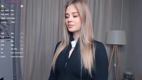 Theya online show from 12/21/25, 06:31