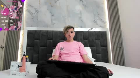 bunny online show from 02/09/25, 03:12