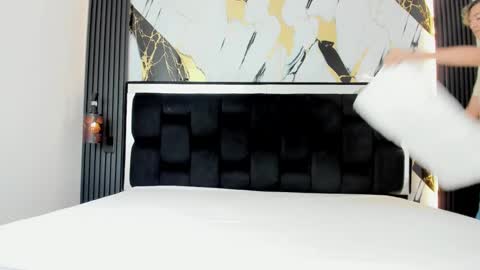 bunny online show from 03/08/25, 12:20