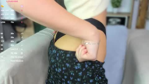 Snapshot of bunny_nova chatting on 02/25/26, 08:13 Aria online show from 02/25/26, 08:13