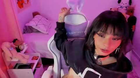 Snapshot of bunny_pao chatting on 04/17/26, 04:37 pao online show from 04/17/26, 04:37